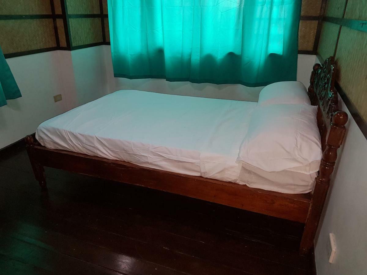 Joyful Island Hostel Đảo Mactan Ngoại thất bức ảnh