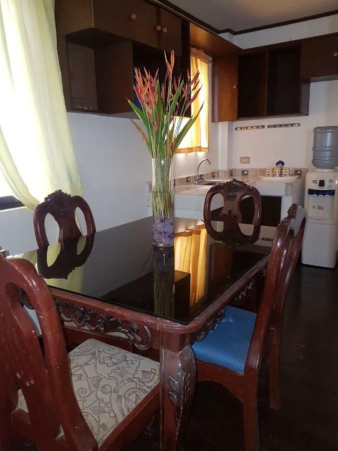 Joyful Island Hostel Đảo Mactan Ngoại thất bức ảnh