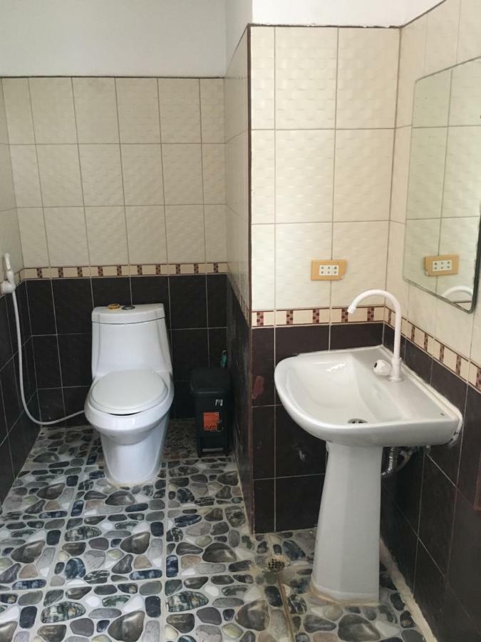 Joyful Island Hostel Đảo Mactan Ngoại thất bức ảnh